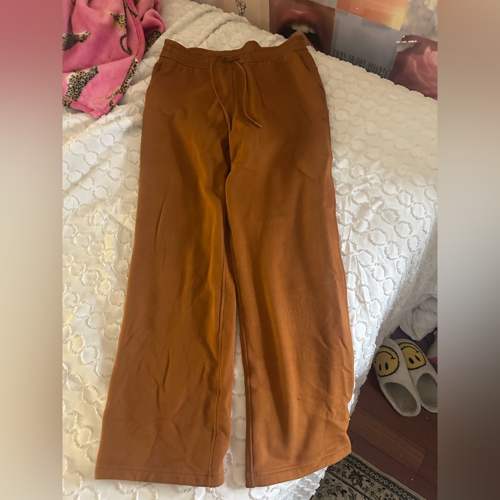 Size 10 - Lululemon sweatpants